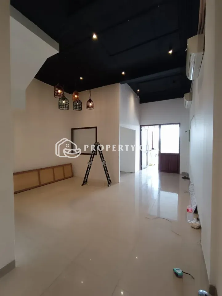 Ruko disewakan di Ruko Melody, Gading Serpong - Interior