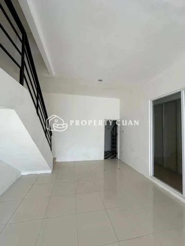 Ruko dijual di Ruko Bolsena, Gading Serpong - Ruang Tamu