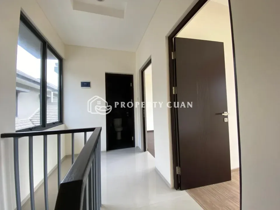 Rumah dijual di Agate, Gading Serpong - Tangga