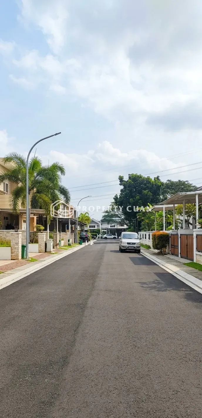 Rumah dijual di Sakura Regency, Tambun Selatan - Jalan Depan