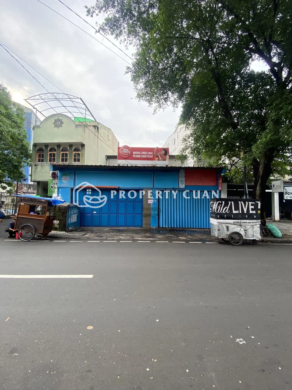Ruko Disewakan di Senen — LT 279 m², LB 300 m²