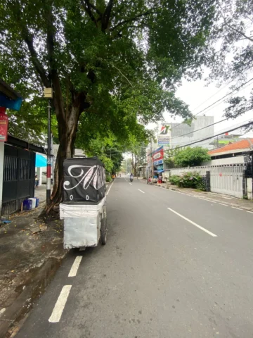 Ruko disewakan di Jl. Paseban Raya, Senen - Jalan Depan