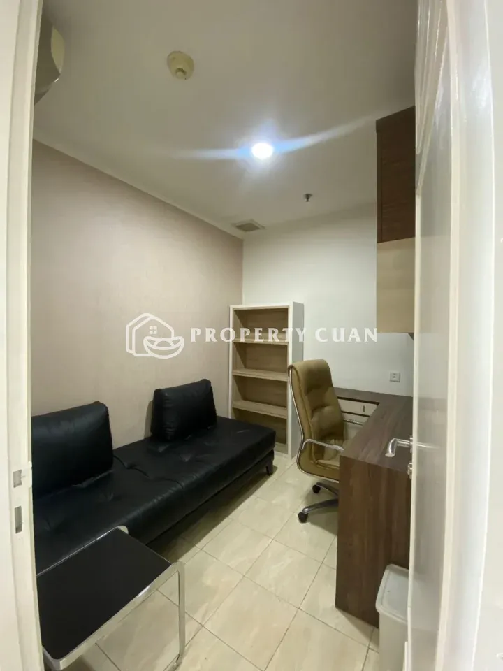 Apartemen dijual di FX Residence, Sudirman - Ruang Kerja