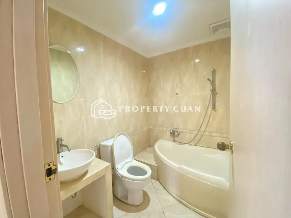 Apartemen dijual di Permata Senayan, Gelora - Kamar Mandi