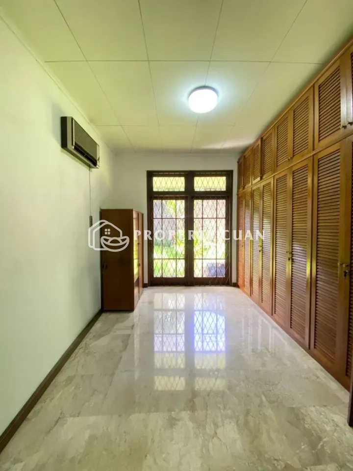 Rumah Dijual di Bintaro — 6 KT, LT 835 m² — foto 9