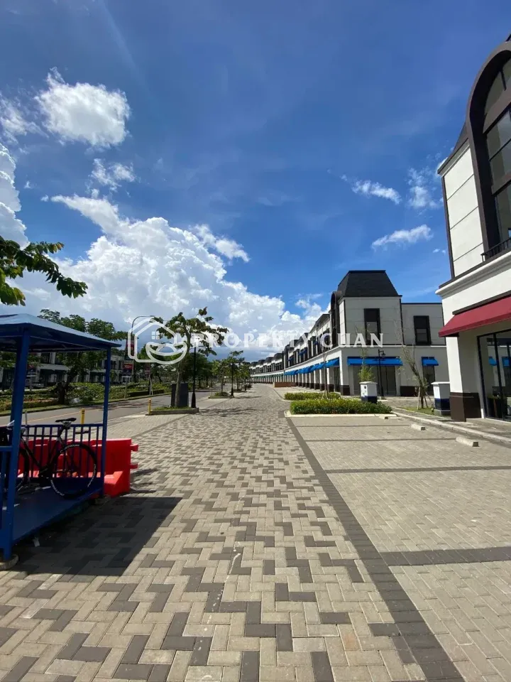 Ruko dijual di Citra Garden Serpong - Lingkungan 2