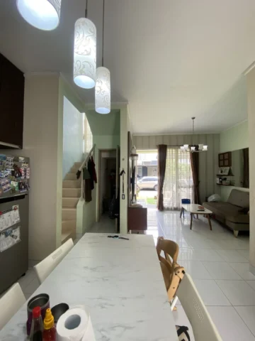 Rumah dijual di Sevilla, BSD - Ruang Makan