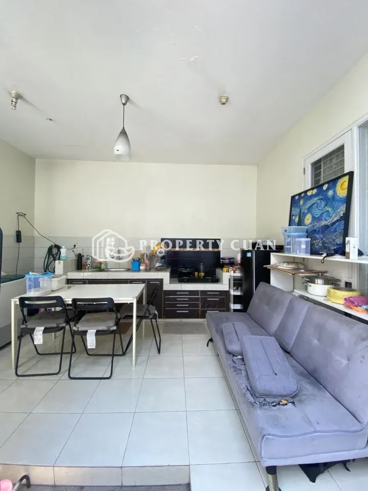 Rumah dijual di Sevilla, BSD - Dapur