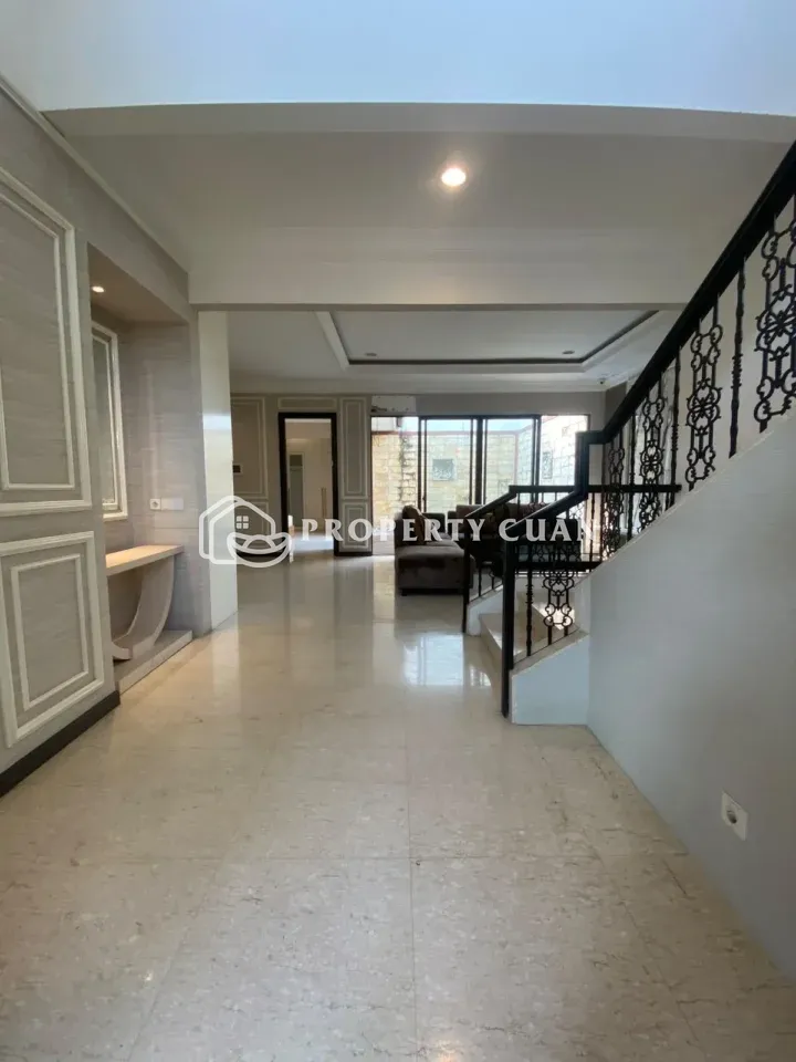 Rumah dijual di Jadeite, BSD - Ruang Keluarga
