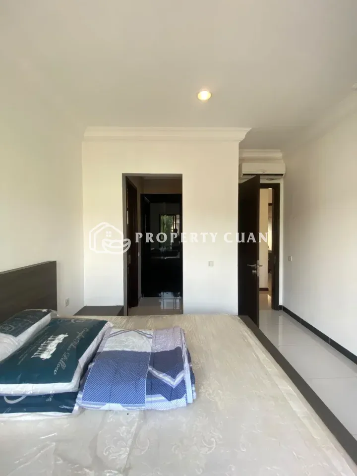 Rumah dijual di Jadeite, BSD - Kamar Tidur 5