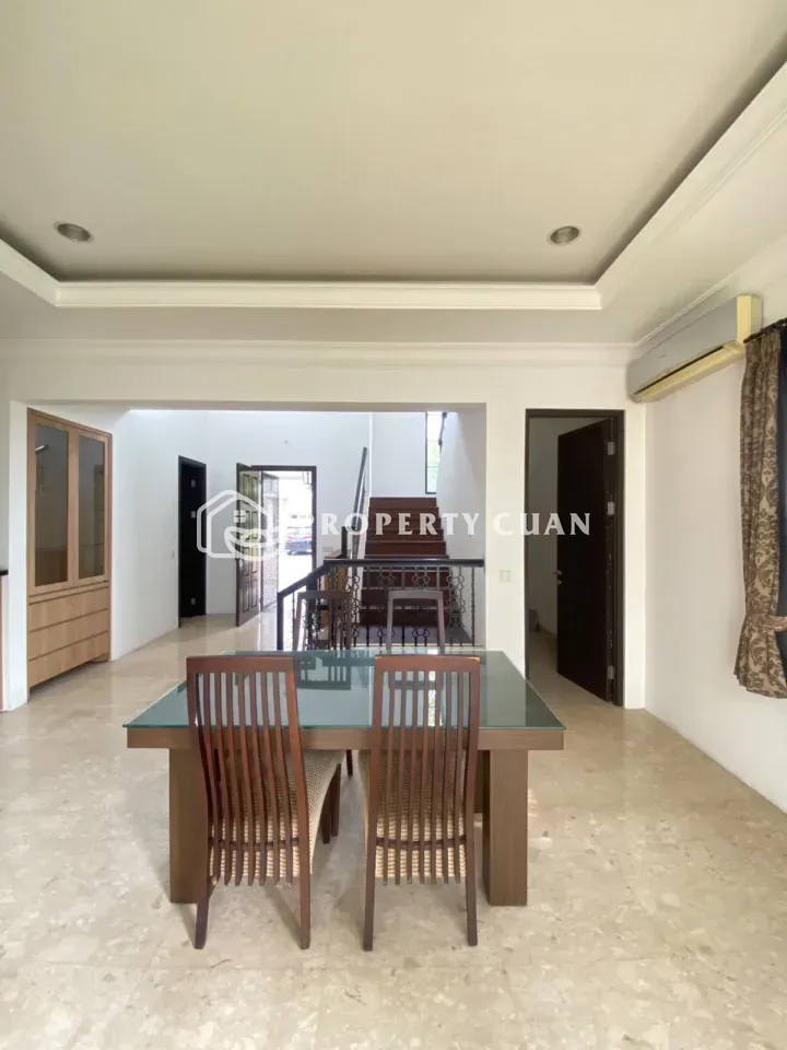 Rumah dijual di Jadeite, BSD - Ruang Makan 2