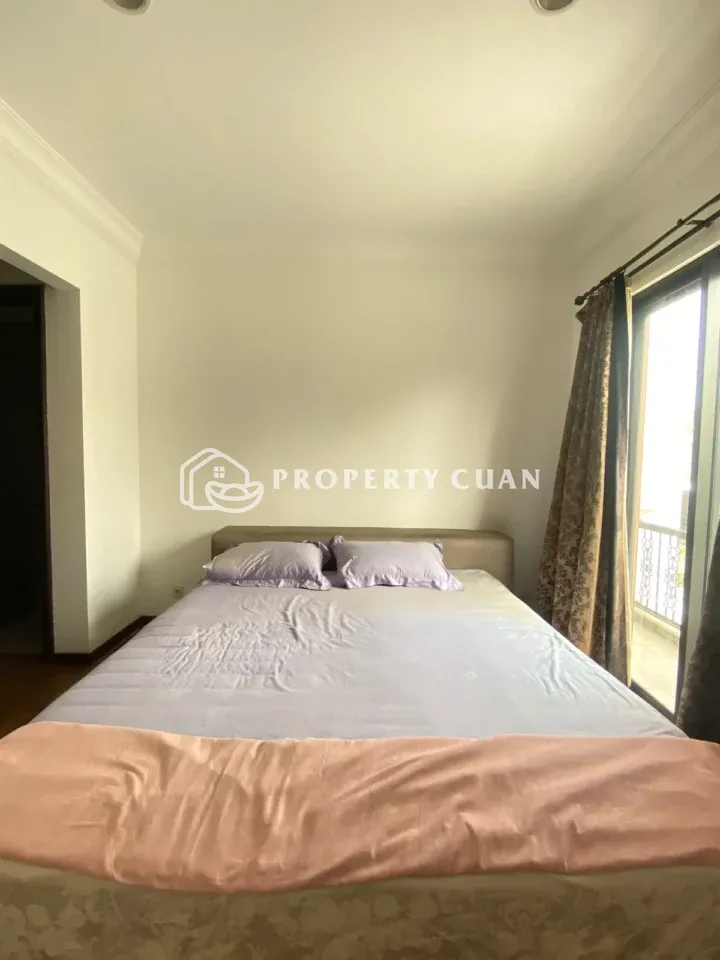 Rumah dijual di Jadeite, BSD - Kamar Tidur 5