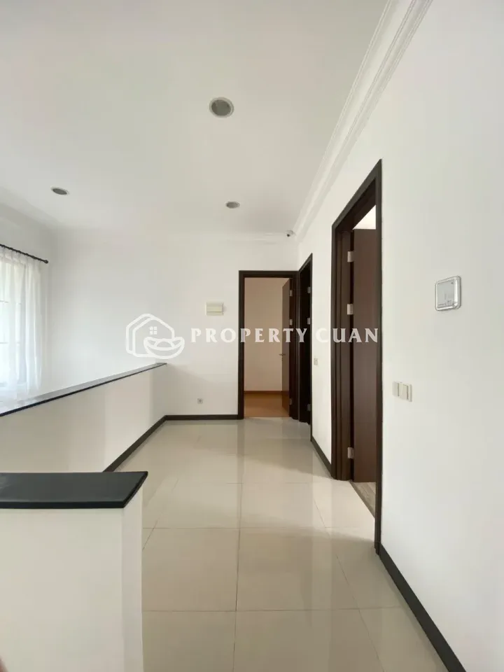 Rumah dijual di Jadeite, BSD - Interior