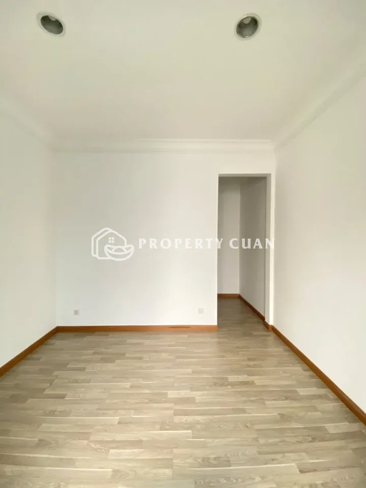 Rumah dijual di Jadeite, BSD - Kamar Tidur
