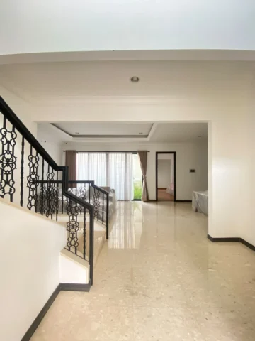 Rumah dijual di Jadeite, BSD - Ruang Keluarga