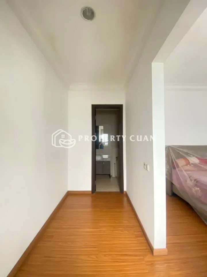 Rumah dijual di Jadeite, BSD - Kamar Tidur 6