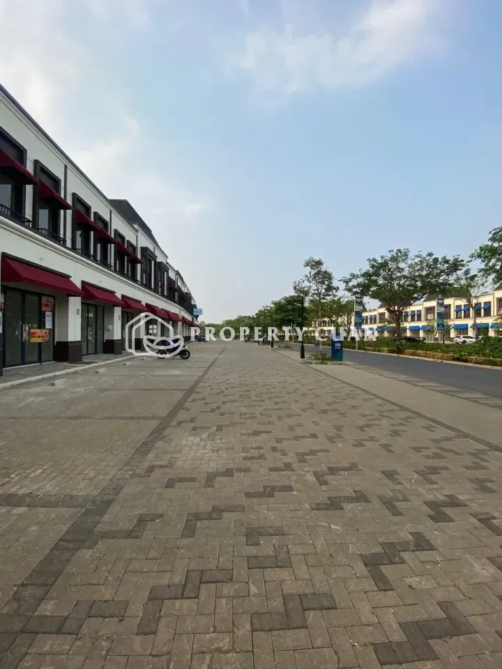 Ruko disewakan di Citra Garden Serpong - Jalan Depan