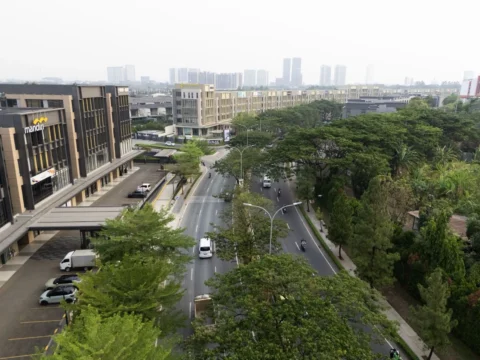 Kavling Komersial dijual di BSD - Jalan Depan