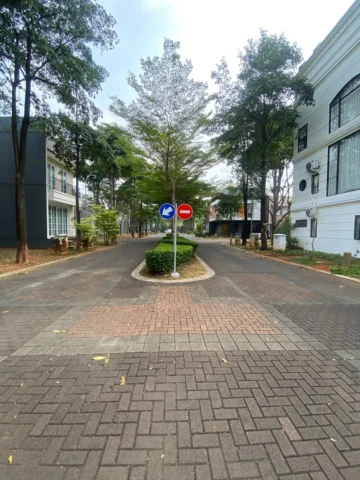 Kavling Residensial dijual di Hyland, BSD - Jalan Depan