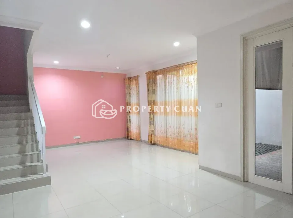 Rumah disewakan di Sutera Mentari, Alam Sutera - Ruang Keluarga