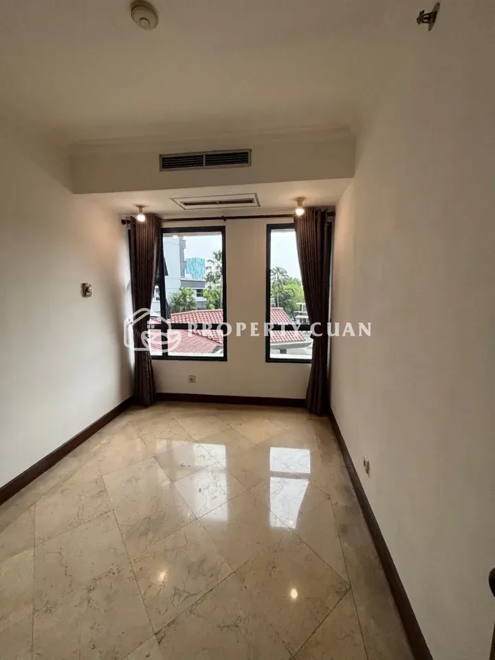Apartemen dijual di Grand Tropic, Tanjung Duren - Kamar Tidur 3