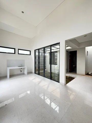 Rumah dijual di Cardonay, Sentul - Ruang Keluarga