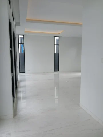Rumah dijual di Matera Residence, Gading Serpong - Ruang Keluarga 2