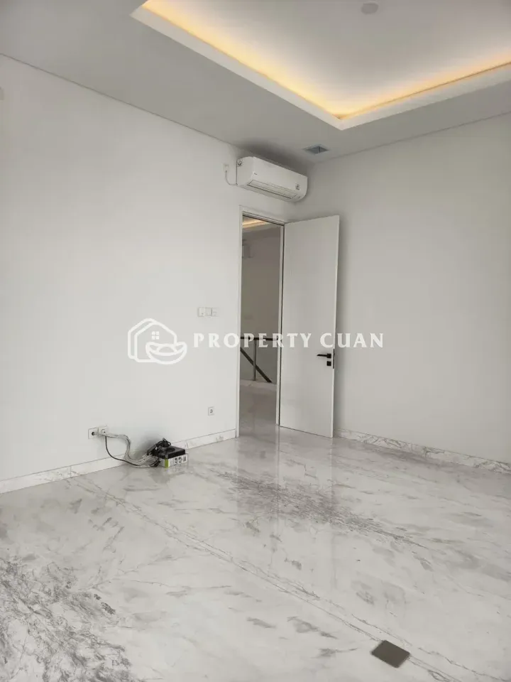Rumah dijual di Matera Residence, Gading Serpong - Kamar Tidur