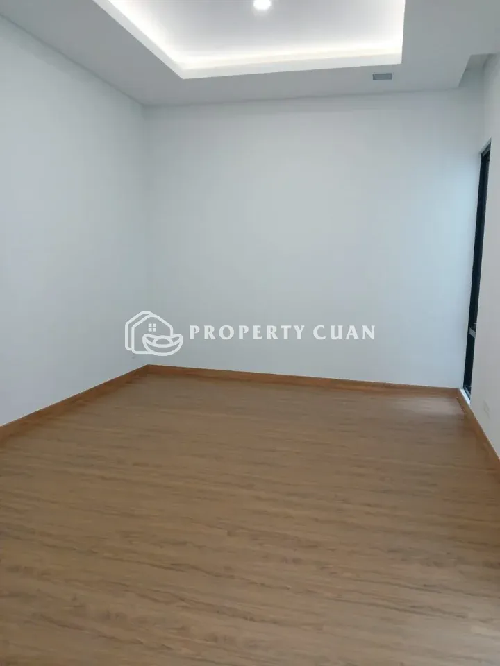 Rumah dijual di Matera Residence, Gading Serpong - Kamar Tidur 4