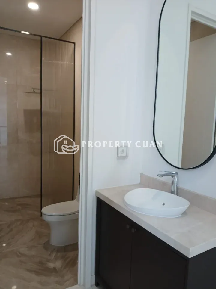 Rumah dijual di Matera Residence, Gading Serpong - Kamar Mandi