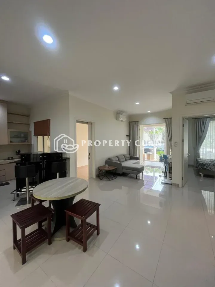 Rumah dijual di Flamingo, Gading Serpong - Ruang Keluarga