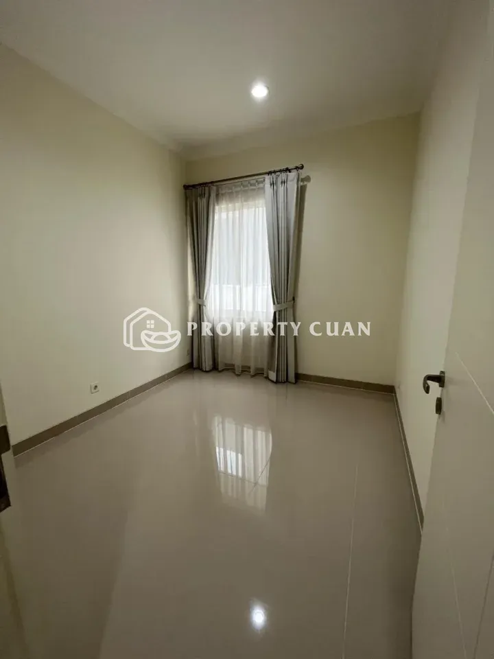 Rumah dijual di Flamingo, Gading Serpong - Kamar Tidur 2