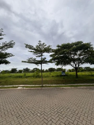Kavling Komersial Dijual di Brooklyn Pik 2, PIK 2 — LT 450 m²