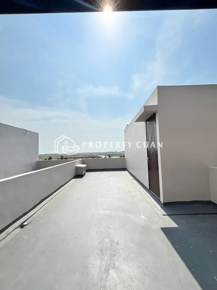 Ruko dijual di Rukan EuroAsia, PIK 2 - Rooftop