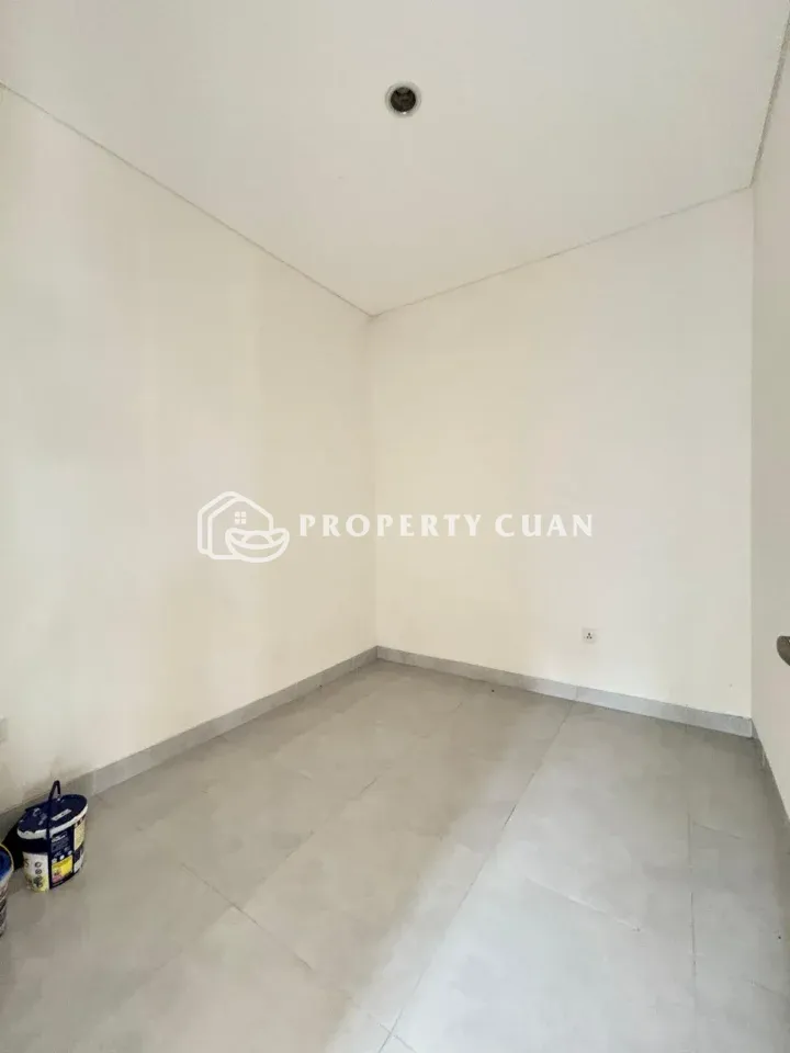 Rumah disewakan di Regalia, Suvarna Sutera - Kamar Tidur 4