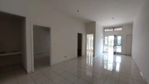 Rumah dijual di Fedora, Suvarna Sutera - Ruang Keluarga 2