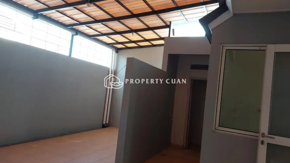 Rumah dijual di Fedora, Suvarna Sutera - Area Laundry
