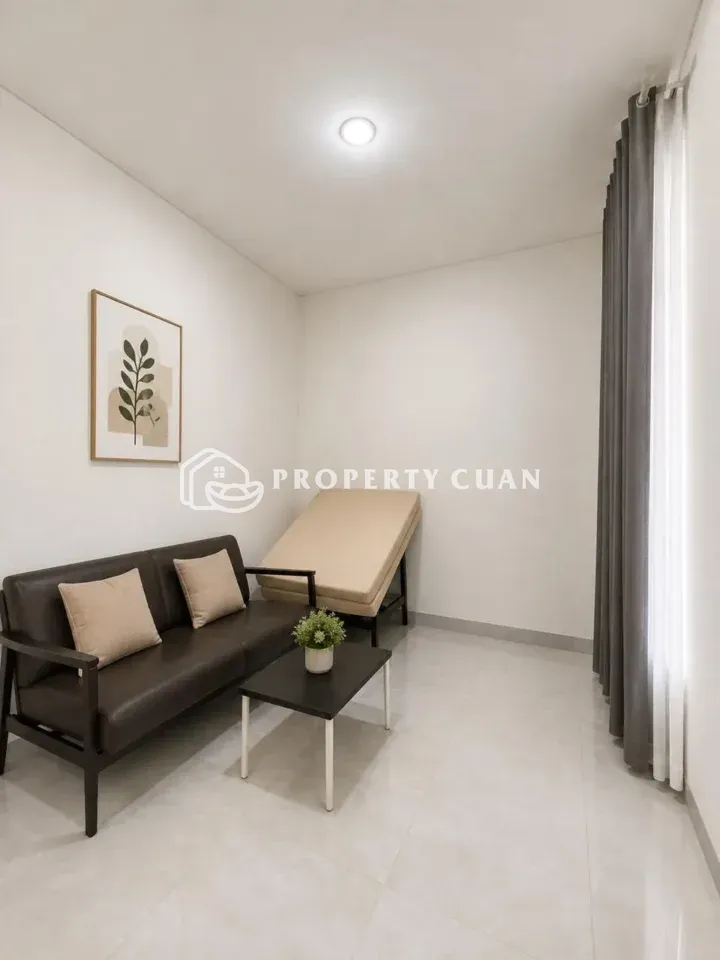 Rumah disewakan di Regalia, Suvarna Sutera - Kamar ART
