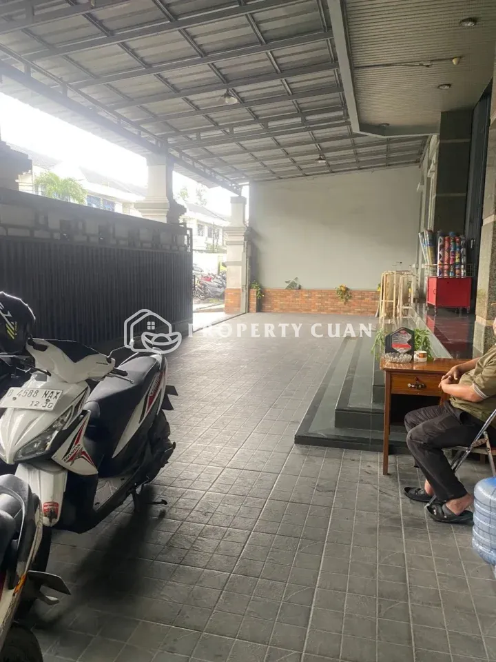 Gudang dijual di Multiguna, Alam Sutera - Carport