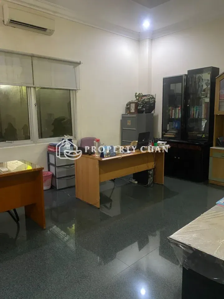 Gudang dijual di Multiguna, Alam Sutera - Ruang Kerja