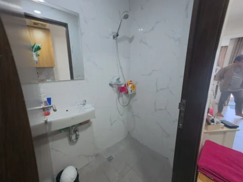Apartemen dijual di Pacific Garden, Alam Sutera - Kamar Mandi