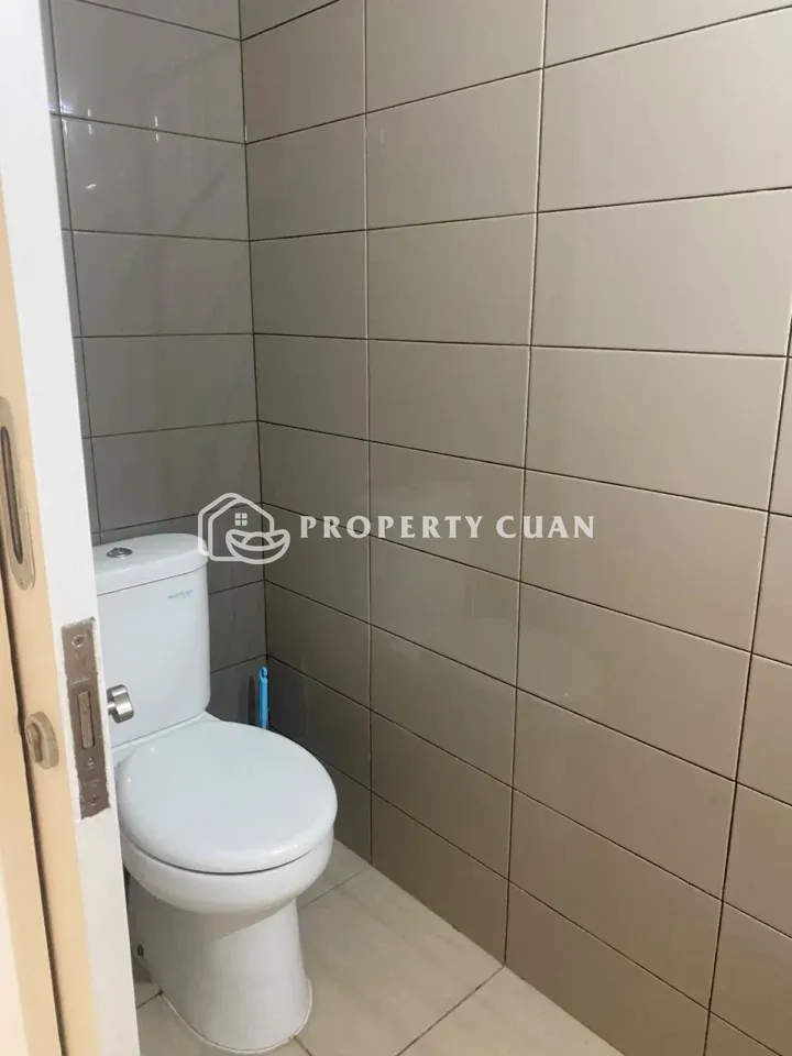 Ruko disewakan di Sutera Leora, Alam Sutera - Kamar Mandi 3