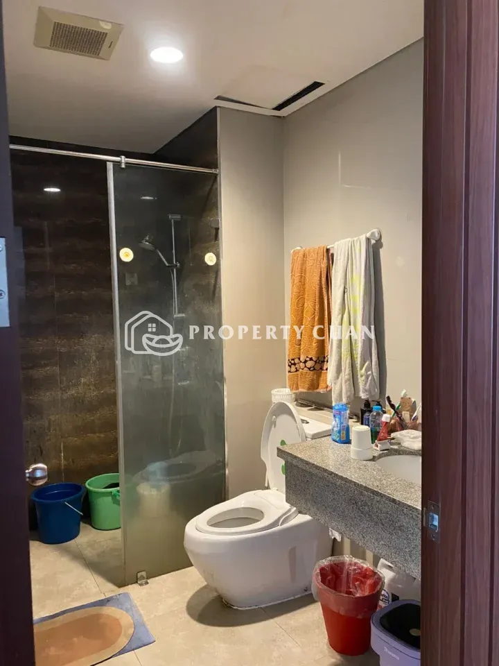 Apartemen dijual di Lucky, Pinangsia - Kamar Mandi 2