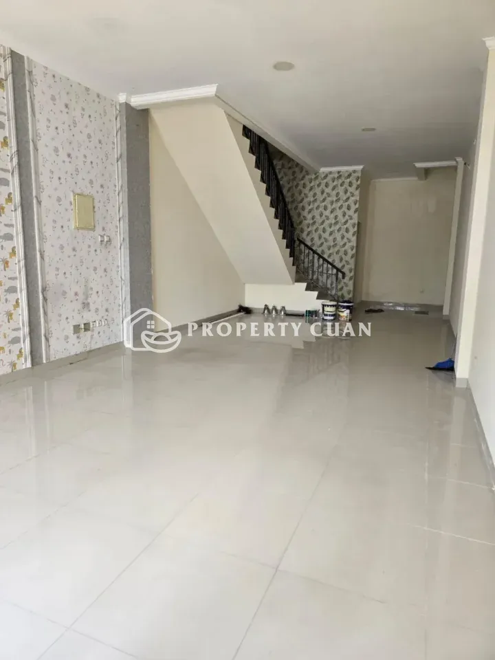 Ruko dijual di Ruko Cordoba, Green Lake - Ruang Tamu