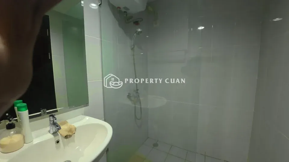 Apartemen dijual di Casa De Parco, BSD - Kamar Mandi