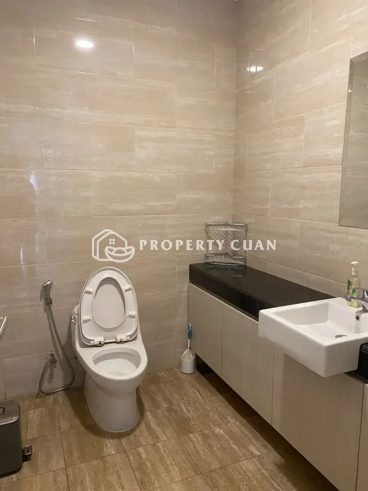Rumah disewakan di De Maja, BSD - Kamar Mandi 3