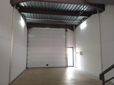Gudang disewakan di Taman Tekno, BSD - Interior