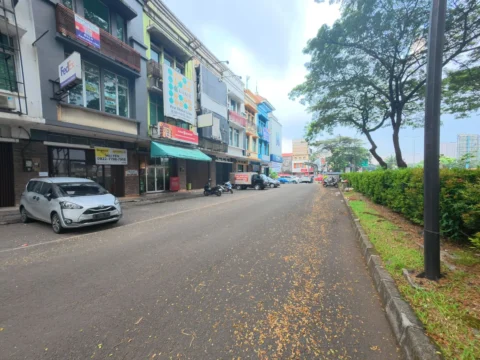 Ruko Dijual di Ruko Tol Boulevard, BSD — LT 68 m², LB 202 m²