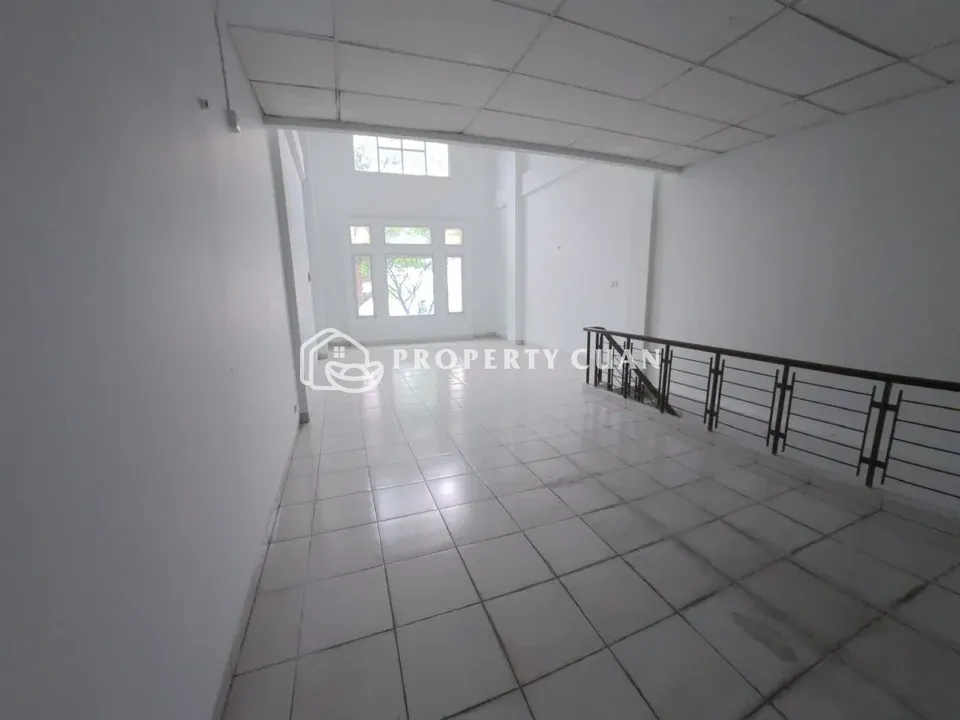 Ruko dijual di Ruko Tol Boulevard, BSD - Interior
