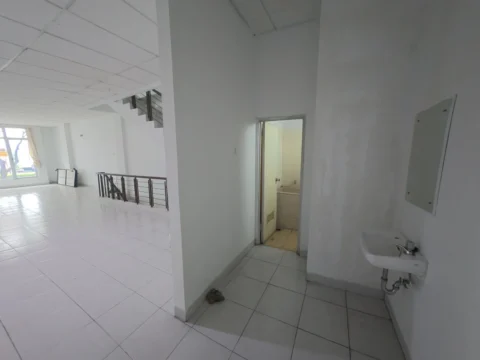 Ruko dijual di Ruko Tol Boulevard, BSD - Interior 3